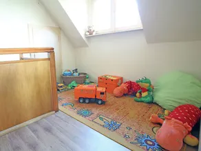 Apartment with terrace and pool in the garden - Image 4