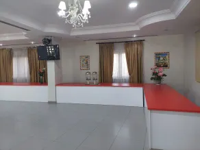 Hotel Green - Image 2