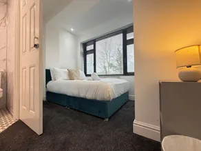 Ensuite Rooms Near Heathrow - Image 4