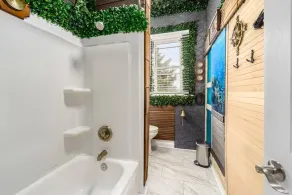 ★ Hook’s Lair ★ 4 BR Home w/ Barcade ★ Close to Downtown/Nationwide/German Vil★  - Image 4