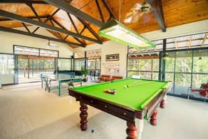 Clancy's Lodge at BANJOS BUSHLAND RETREAT - couples, families & groups - Image 3