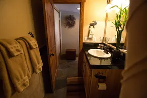 Apt de luxe, bain à remous privé!  Retraite de couple - Image 4