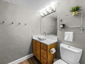 Inner Circle 3 Condo - Image 3