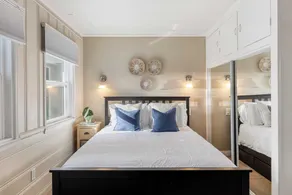 The Edgewater Condos by AvantStay - Image 3