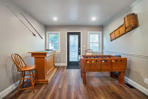 Hot Tub, Firepit, 2-King Bed Suites, Game Room, Coffee Bar, BBQ, WIFI 200 +mbps - Image 2