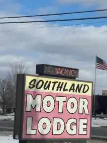 Southland Motor Lodge  - Image 2