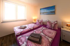 Apartamento vacacional apta para familias con jardín y barbacoa | Vistas al lago | Cerca de la playa - Image 4
