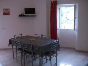 Traditionellt hus, helt renoverat. - Image 5