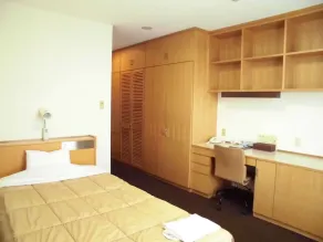 Kumozu Hotel and Conference - Image 3