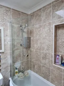 Spacious Family Holiday Property in Paignton - Image 4