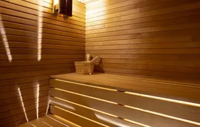 Chalet, wifi, à 150m des pistes de ski, sauna, terrasse, cheminée ou poêle à bois, télévision, 260m² - Image 2