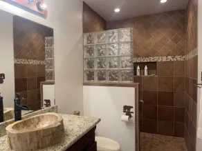 Charming 3 Bedroom Cabin in Incline Village w/Hot Tub - Image 3