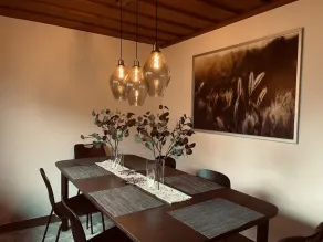 Vacation home with large garden - Image 4