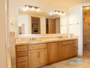 Playa Blanca Premier Unit 1302 - Image 3
