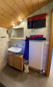 2 1 / 2 room apartment on the top floor with balcony - Image 2