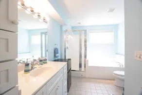 \"Decked Out\" - Luxueux Beach House minutes du centre-ville de Bethany! - Image 3