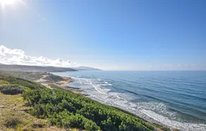 5 bedroom beach front home in Arbus - Image 3