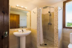 Ideale Ferienfinca für Familien mit Kindern, einzäunbarer Pool und Spielplatz - Image 4