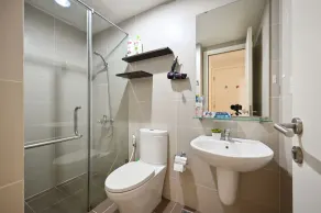 High Class 2 Bedrooms Masteri Thao Dien Apartment, Fully Furnished With Full Amenities - Image 5
