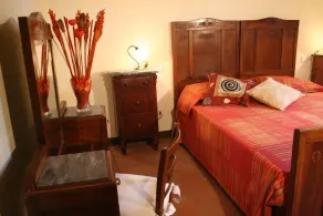 Apartment in farmhouse with swimming pool, a stone's throw from the village. - Image 4