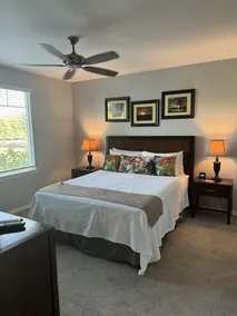 Fairway Villas -Updated/Gold Golf /2nd Floor/ Lake View/ Steps to Pool/BBQ/Gym - Image 5