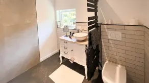 Beach Cottage - Image 3