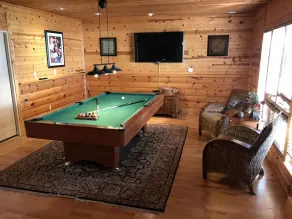Rent the biggest and the best Large Lake house sleeps up to 18, Lots to do! - Image 3