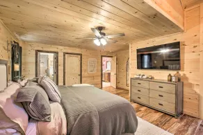 Catch-a-Dream Retreat-Luxury Blue Ridge Cabin-Pet Friendly - Image 5