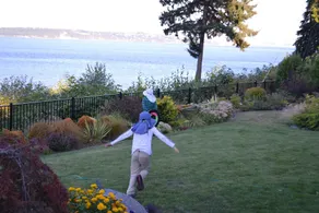 Moderne Bainbridge Island Home med udsigt over havet og Seattle Skyline - Image 2