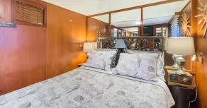 IKKE DIN TYPISKE HOUSEBOAT: 60 FEED OF LUXURY - Image 4