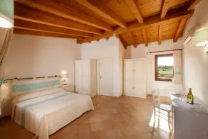 Residence with pool in Vignola Mare - Image 5