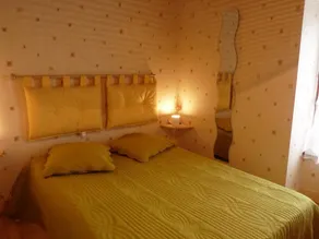 Country house with pets allowed in Nizerolles - Image 2