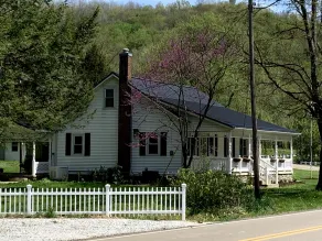 Marymount Hideaway in Amish Country close to Rails to Trails trailhead - Image 5