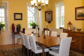 Lincoln Homestead: history, craftsmanship, comfort - Image 4