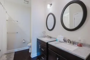 Mary Margaret Cottage - Spacious 4 Bed Coastal Home, Historic Old Town Bluffton - Image 2