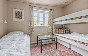 Kæledyrsvenligt hus med 3 soveværelser i Hornbæk - Image 5