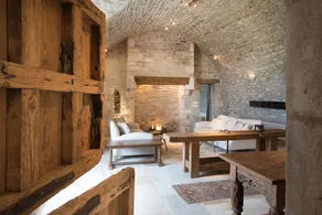 Chateau Des Siecles And Annexe - Image 5