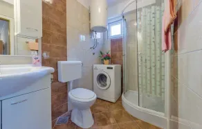 House 1072/5743 (Istria - Pula), 2800m from the beach - Image 2