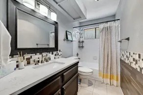 Modern 3BR Home in Vibrant Austin Pool - Image 5