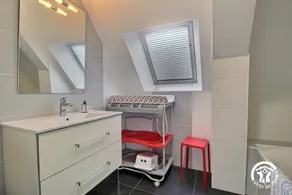 Merveilleux gîte avec barbecue, jardin et terrasse - Image 5