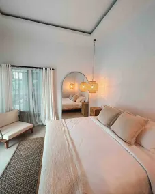 Beautiful private villa w/ stunning pool, daily cleaners, chef and driver - Image 3