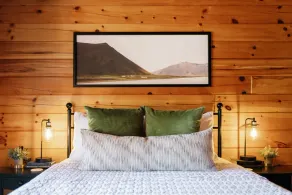 Pet-Friendly-Lakefront Cabin w/Amazing Views-Hot Tub - Image 5