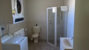 Lucindale Apartments - Image 2