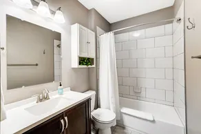 Oakley Square 2BR Condo-Walkable with Free Parking - Image 3
