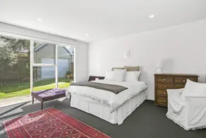 Classy Clifford, Barwon Heads - Image 3