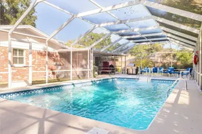 \"Juniper Junction\" - Covered Pool / Entertainer’s Dream / 10 Minutes from Beach - Image 4
