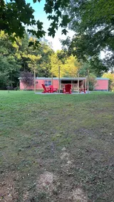 2 bedroom in Logan Ohio, Hocking Hills, Luxury Hot Tub, King Size Bed, Fire-pit - Image 3