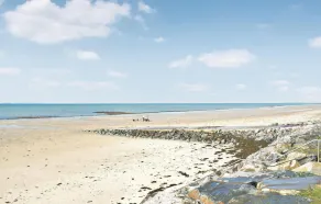 2 Bedroom Beach Front Home In Créances - Image 4
