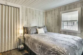 Bring Your Pup! Waterfront Cedar Pines Getaway - Image 5
