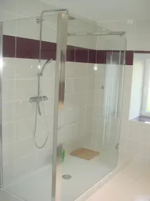 casa de alta capacidad con piscina privada - Image 2